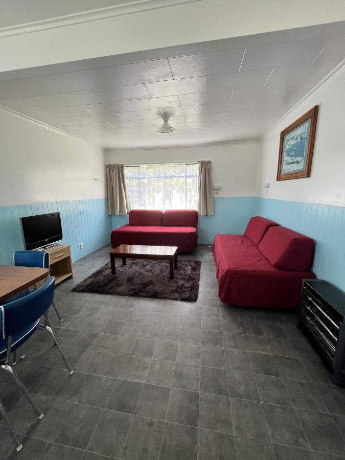 Bings Motel *